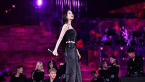 2024 IU HEREH WORLD TOUR CONCERT IN SEOUL — foto 5