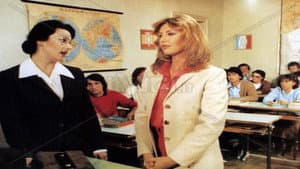 La ripetente fa l'occhietto al preside — foto 2