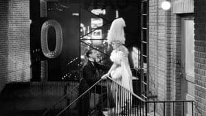 Blondie of the Follies — foto 1