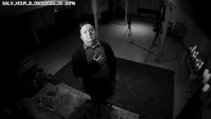 Man Finds Tape — foto 8