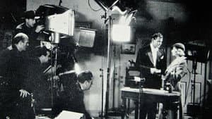 Two in a Crowd — foto 1