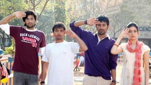 హ్యాపీ డేస్ — foto 2