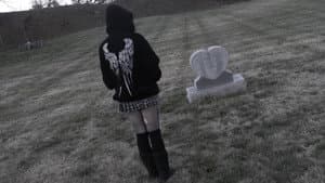 Scarlet Piss Princess — foto 1