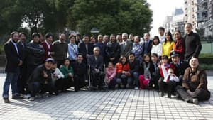 外乡人 — foto 1