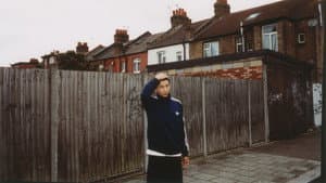 RM: Right People, Wrong Place — foto 4