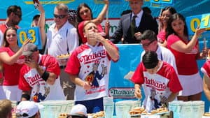 Nathan's Hot Dog Eating Contest — foto 1