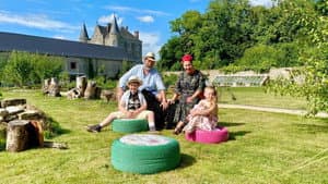 Escape to the Chateau — foto 1