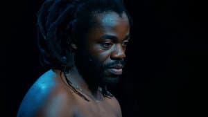 Demi Adejuyigbe: Is Going to Do One (1) Backflip — foto 4