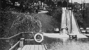 Water toboggan (Montagnes russes sur l'eau) — foto 1