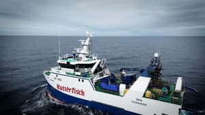 Gegen Wind und Wellen - Auf Fangfahrt mit den deutschen Seelachsfischern — foto 1