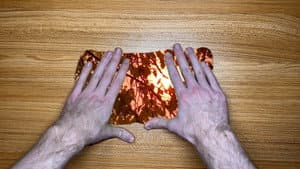 The World in Our Hands — foto 7