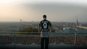 Dusan Vlahovic e la passione juventina a Torino — foto 1