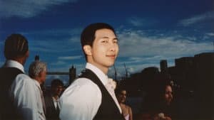 RM: Right People, Wrong Place — foto 2