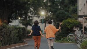 団地のふたり — foto 3