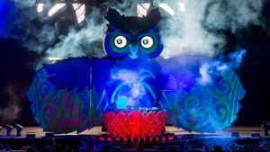 Under the Electric Sky — foto 1
