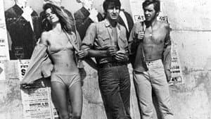 Three — foto 2