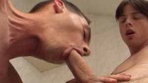 Bare Ass Stretcher — foto 3