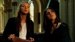 Sarah Plays a Werewolf — foto 6