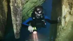 Perdido en el cenote
