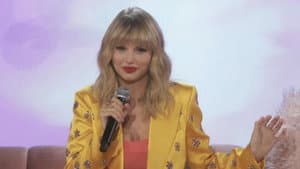 Taylor Swift: Lover's Lounge Live — foto 3
