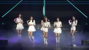 2018 GFRIEND FIRST CONCERT 'Season of GFRIEND' ENCORE — foto 9
