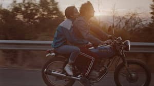 Tarde para morir joven — foto 2