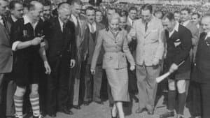 Evita Capitana — foto 1
