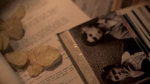 Too Young to Die — foto 1