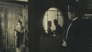 The Door Between — foto 1