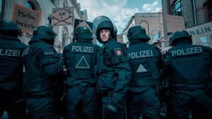 Allein zwischen den Fronten — foto 1