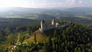 Krajinou příběhů českých hradů známých i neznámých — foto 1