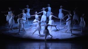 Graeme Murphy's Swan Lake — foto 1