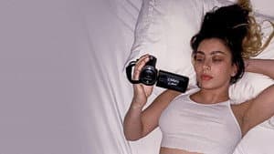 Charli XCX: Alone Together — foto 1