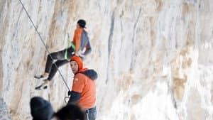 RACE TO 9A — foto 1