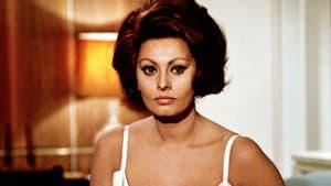 A Countess from Hong Kong — foto 8