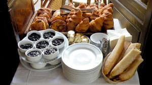 Bizarre Foods: Delicious Destinations — foto 2
