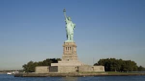 Lady by the Sea: The Statue of Liberty — foto 1