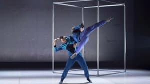 Them/Us — foto 2