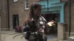 The Coin Trick — foto 2