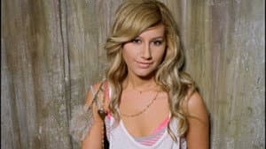 There's Something About Ashley: The Story of Headstrong — foto 1