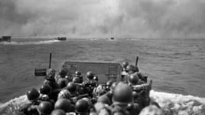 With the Marines at Tarawa — foto 4