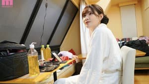 超美麗スレンダー性感覚醒ドキュメント　ポルチオ開発おま○こ激ピストン潮吹きアクメ — foto 1