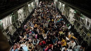 Escape from Kabul — foto 2