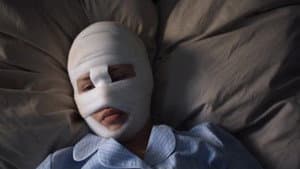 Bandaged — foto 1