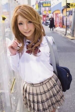 新垣セナ