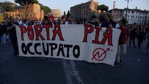 La casa è di chi la abita - Porta Pia occupata — foto 1