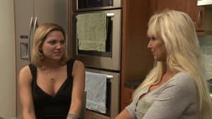 Women Seeking Women 159 — foto 1