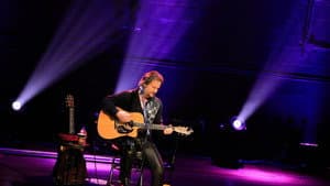A Man and His Guitar — foto 3