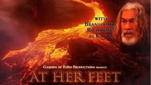 At Her Feet — foto 1