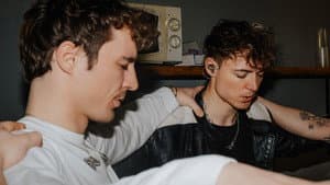 Teenstar Dilemma - Die Reise der Lochmann Zwillinge — foto 2
